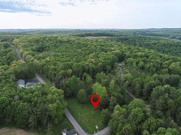 3rd image of Greengables Rd