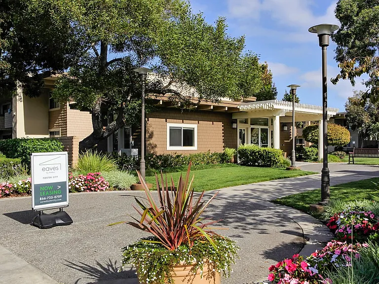 Leasing center entrance