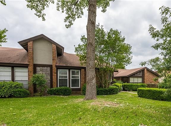 3rd image of 1433 W Braker Ln #B