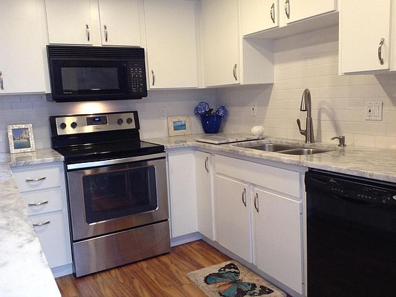 4th image of 3822 SE Jefferson Street #3822