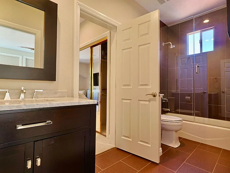 12047 Oakland Hills Dr — Photo 56