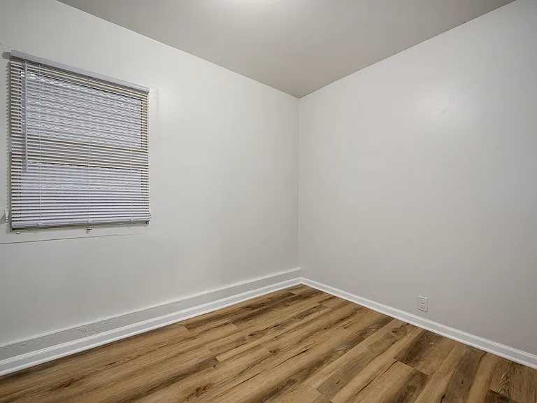 1720 N Saint Louis Ave #1 — Photo 6