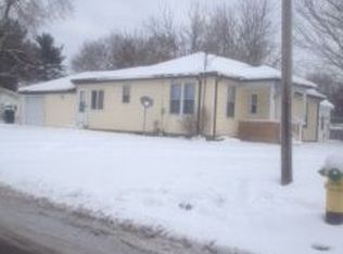 2215 Mount Olivet Rd, Kalamazoo, MI 49004