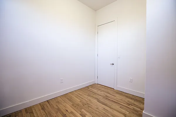 Rented by Wyckoff Heights Realty Inc. | media 20