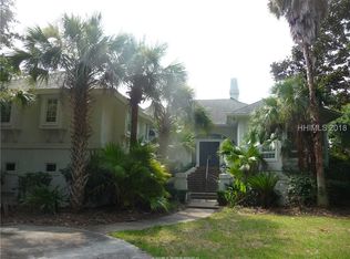 38 Ribaut Dr, Hilton Head Island, SC 29926
