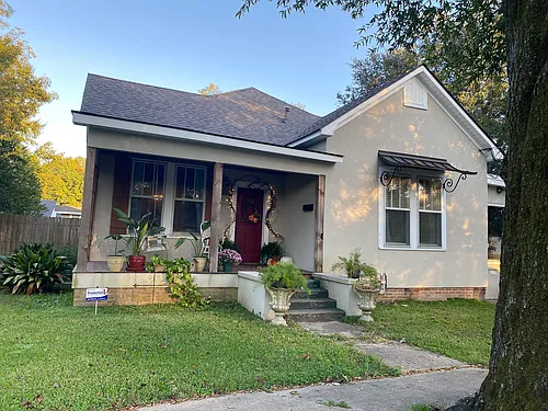 1007 Julia St Photo 1