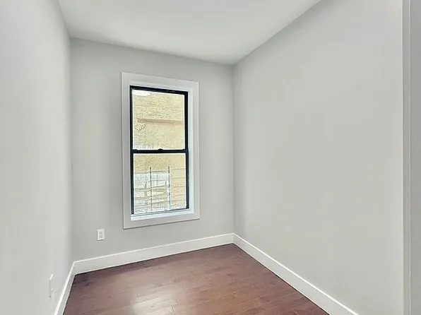205 West 147th Street 4 image 7 of 8