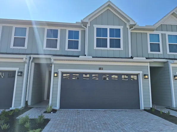 102 Gaston Ct, Saint Augustine, FL 32092