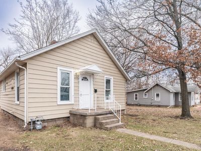 223 Cooper St, Pekin, IL, 61554