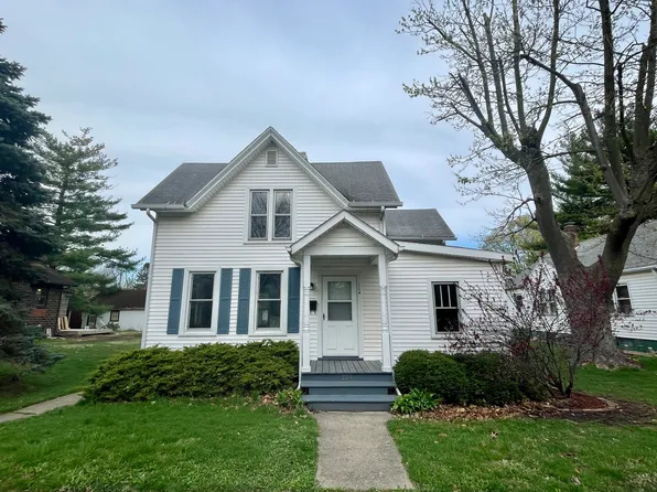 224 S 1st St, Princeton, IL 61356