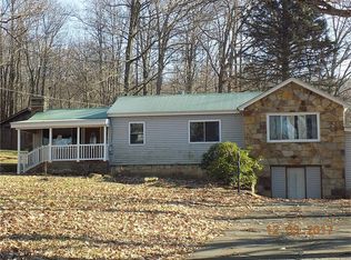 186 Maple Summit Rd, Mill Run, PA 15464