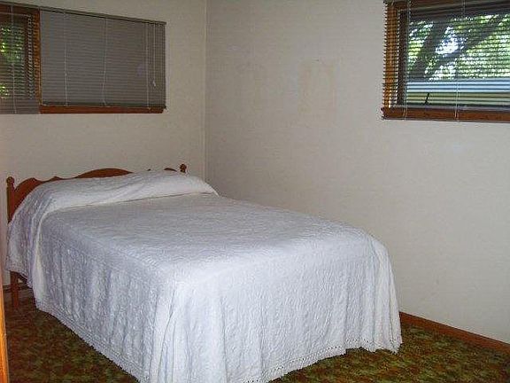 4th image of 813 Crew Ave