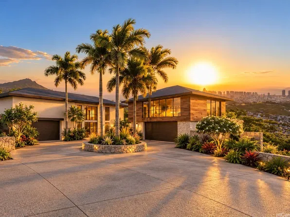 3950 Sierra Dr, Honolulu, HI 96816