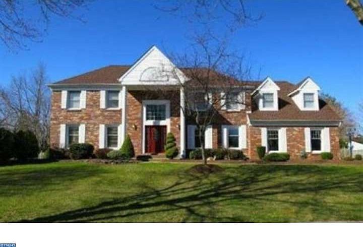 2nd image of 9 Garnet Ln