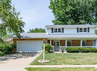 2552 E George Washington Blvd, Davenport, IA 52803