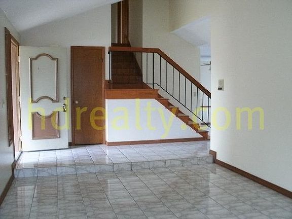 3rd image of 1570 Sugarwood Cir