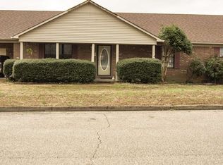 465 Leota Dr, Lexington, TN 38351