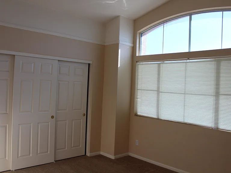 1628 E Glenhaven Dr — Photo 12