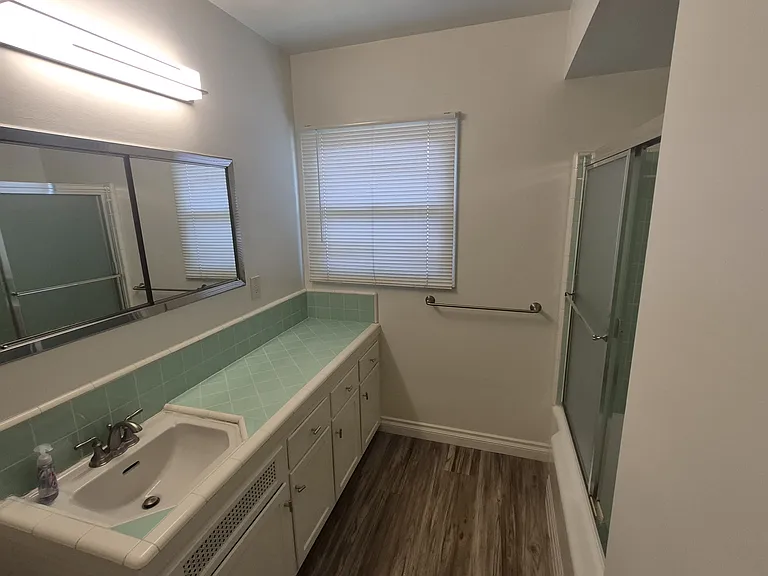 7357 Forest Ave — Photo 4
