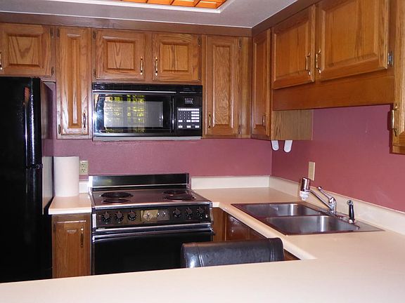 3rd image of 10330 W Thunderbird Blvd APT A235