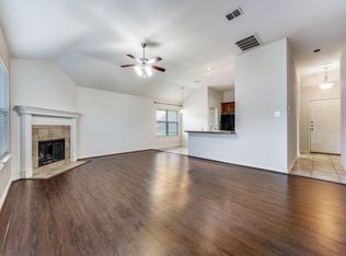 3605 Chapel Hill Ln, Denton, TX 76207