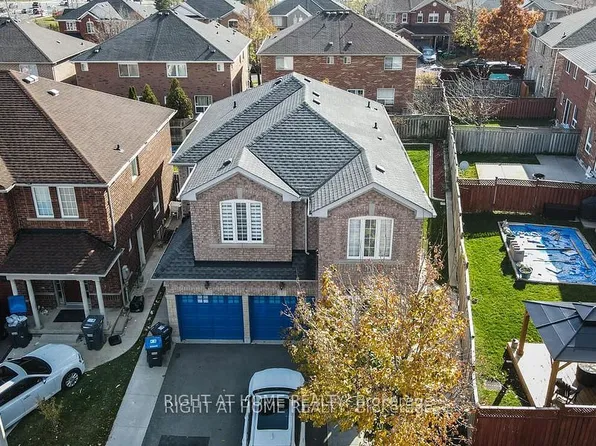 3 Silverbell Ct, Brampton, ON L7A 3V3