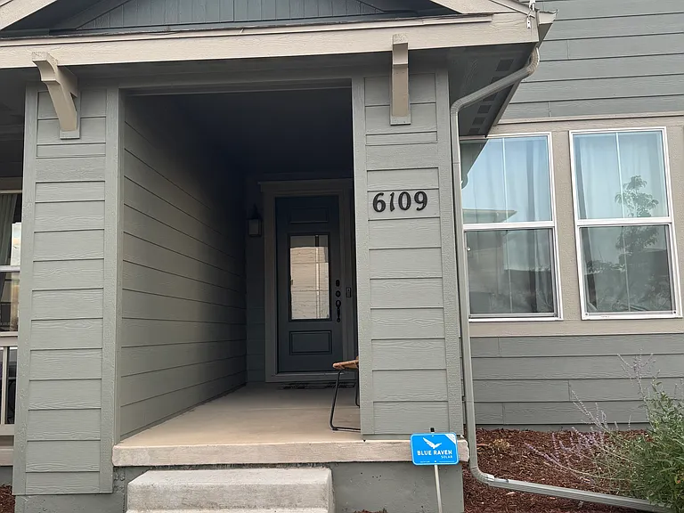 6109 Dayton St — Photo 2