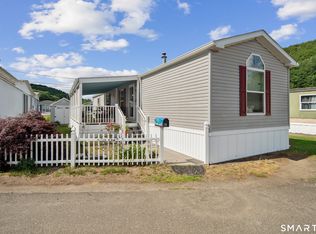 6 Susan St, Beacon Falls, CT 06403