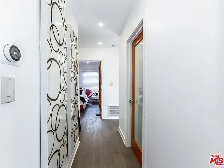 6440 W 87th Pl — Photo 16