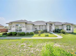 521 Saxet Trl, Spring Branch, TX 78070