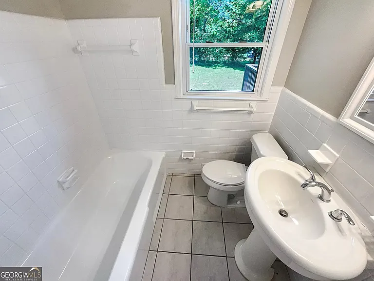 5503 Janice Ln — Photo 11