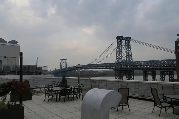 Rented by Corcoran | media 27