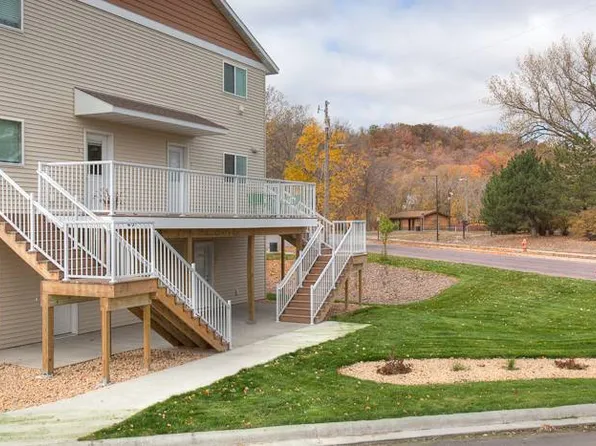 241 Butterworth St APT 1, Mankato, MN 56001