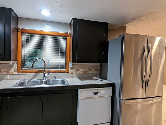 5th image of 2281 NE 16th St