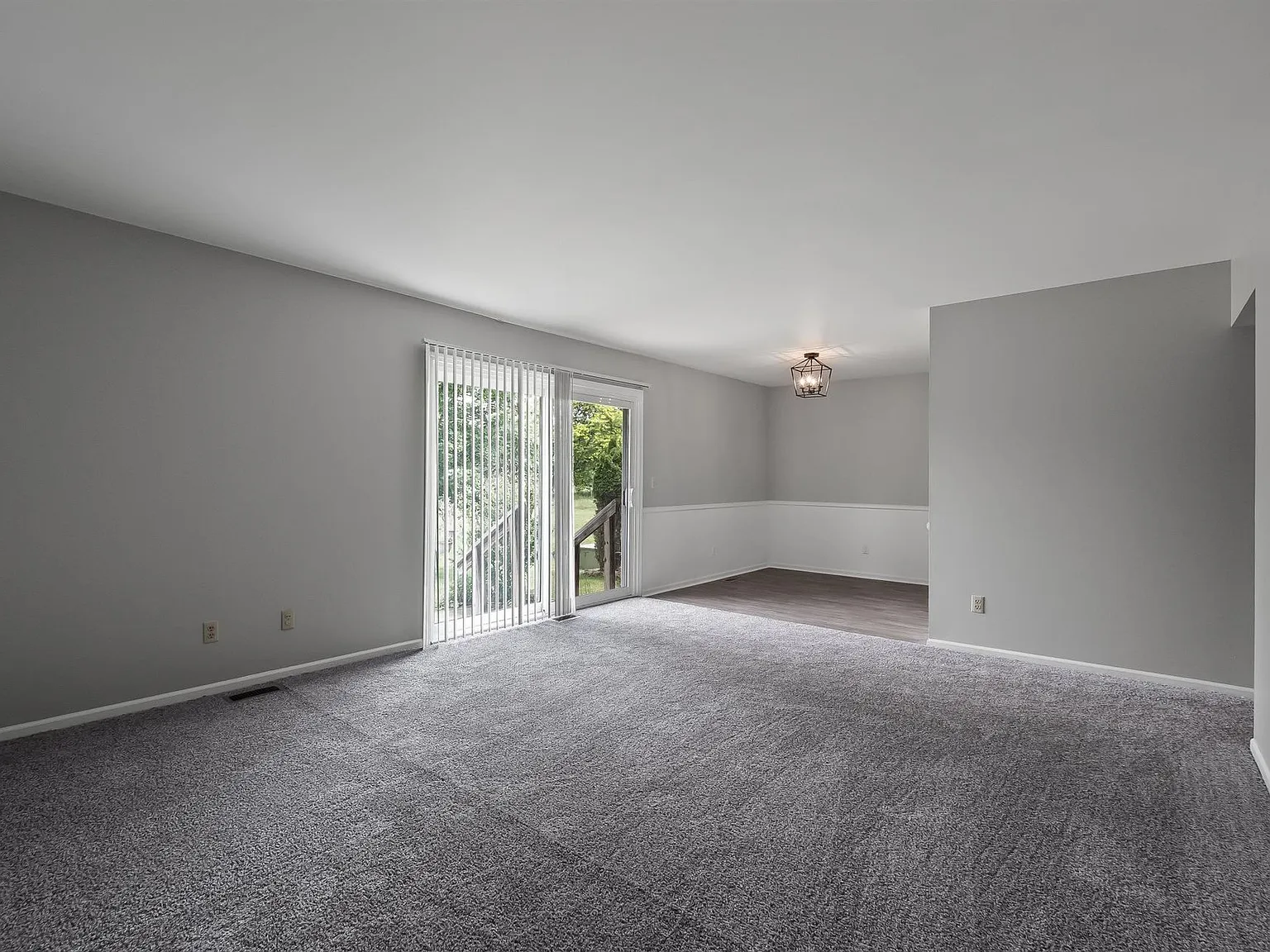 Woodside Apartments of Grand Blanc — Photo 2