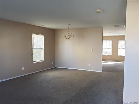 3rd image of 2615 Buckleigh Dr