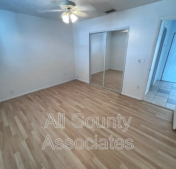 6431 Drexel Dr #8 — Photo 4