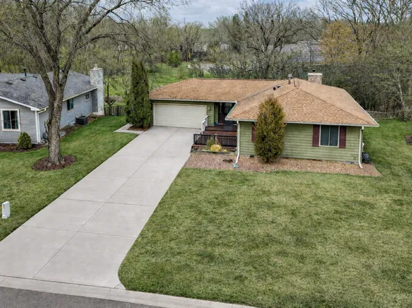 9545 Garrison Way, Eden Prairie, MN 55347