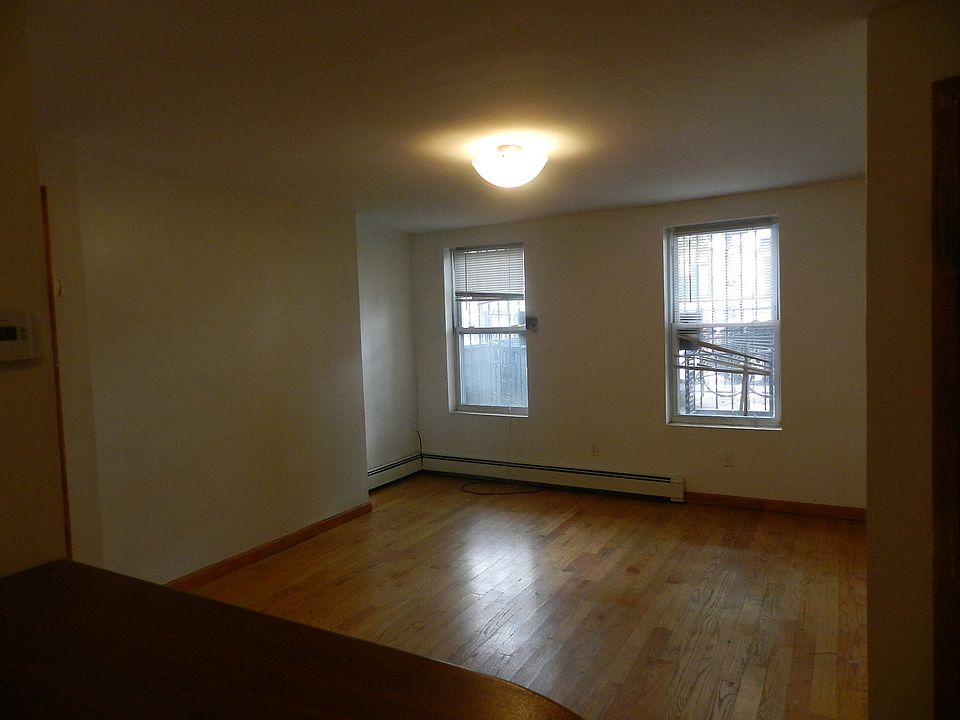 1st image of 465 Lafayette Ave APT 1