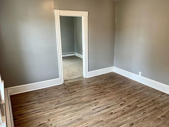 2nd image of 8 Bronson St Floor 2