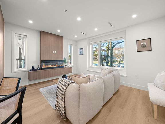 2nd image of 1278 E 63rd Ave #1