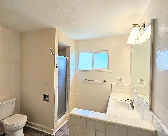 2640-46 Curlew St #42 — Photo 18