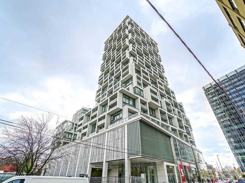 2nd image of 5 Soudan Ave #1108