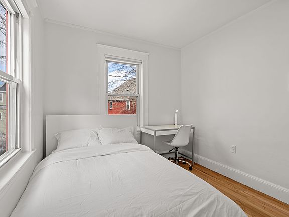 2nd image of 19 Downer Ave #4