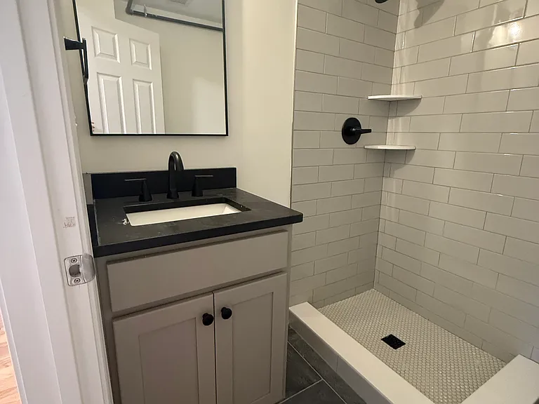 747 S 5th St #11 — Photo 8