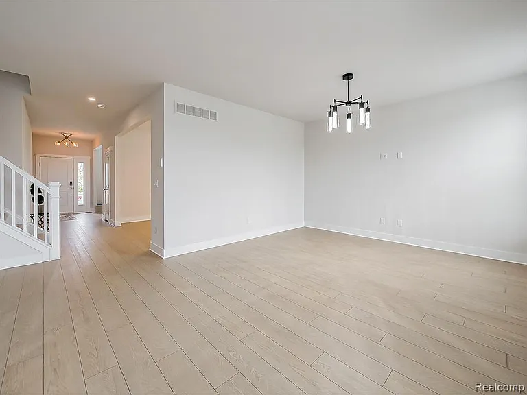 5169 Poppydrew Ln — Photo 17