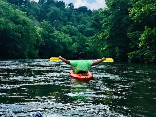 206 River Mist Rd, Copperhill, TN 37317