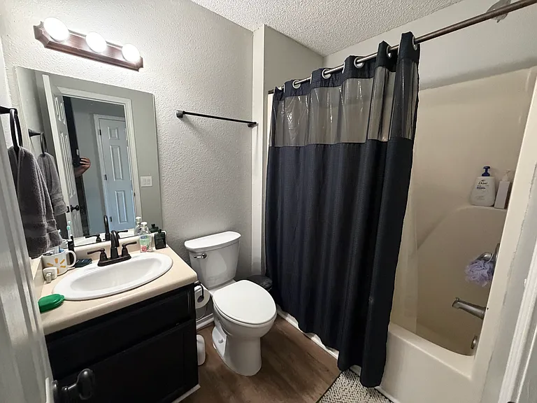 3405 SW Victoria Pl #1 — Photo 10