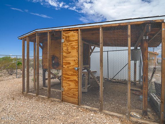 5th image of 9932 S High Desert Dr