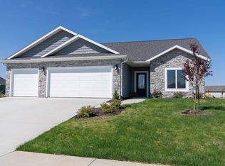 12053 Waters Meet Dr, Fort Wayne, IN 46818